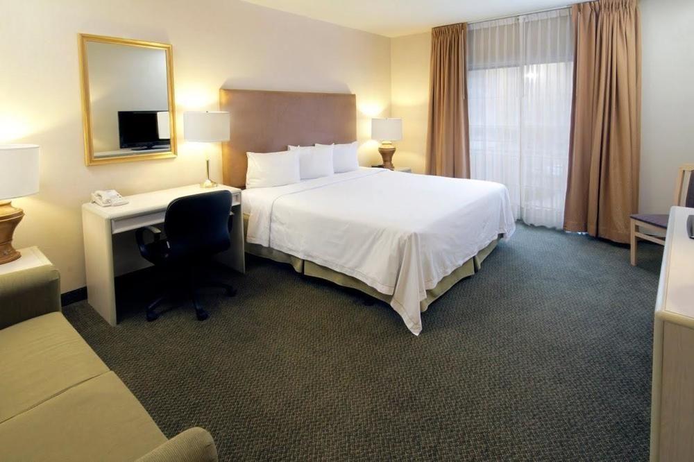 Istay Hotel Сиудад Хуарес Екстериор снимка A typical studio room