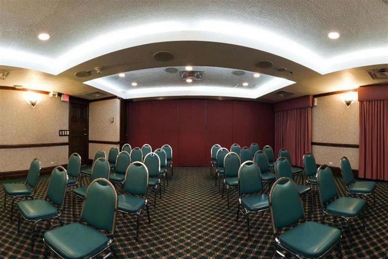 Istay Hotel Сиудад Хуарес Екстериор снимка A meeting room at a hotel